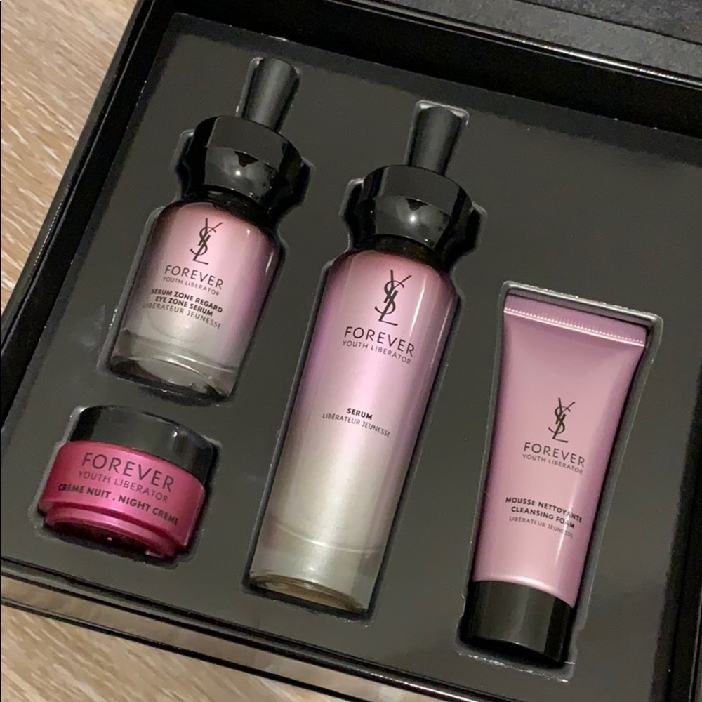 💖 Yves Saint Laurent Forever Youth Liberator Set